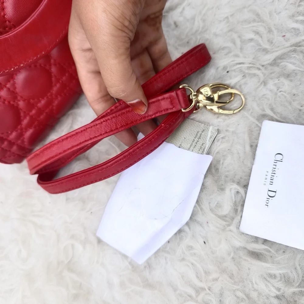 Diors classic Lady Dior bag with authenticity cards - Picture 11 of 15